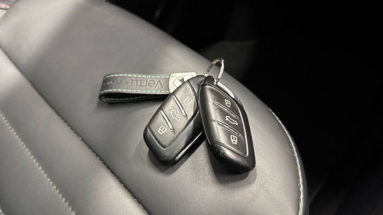 MG Hs 1.5 T-GDI Exclusive 5dr DCT Petrol Hatchback